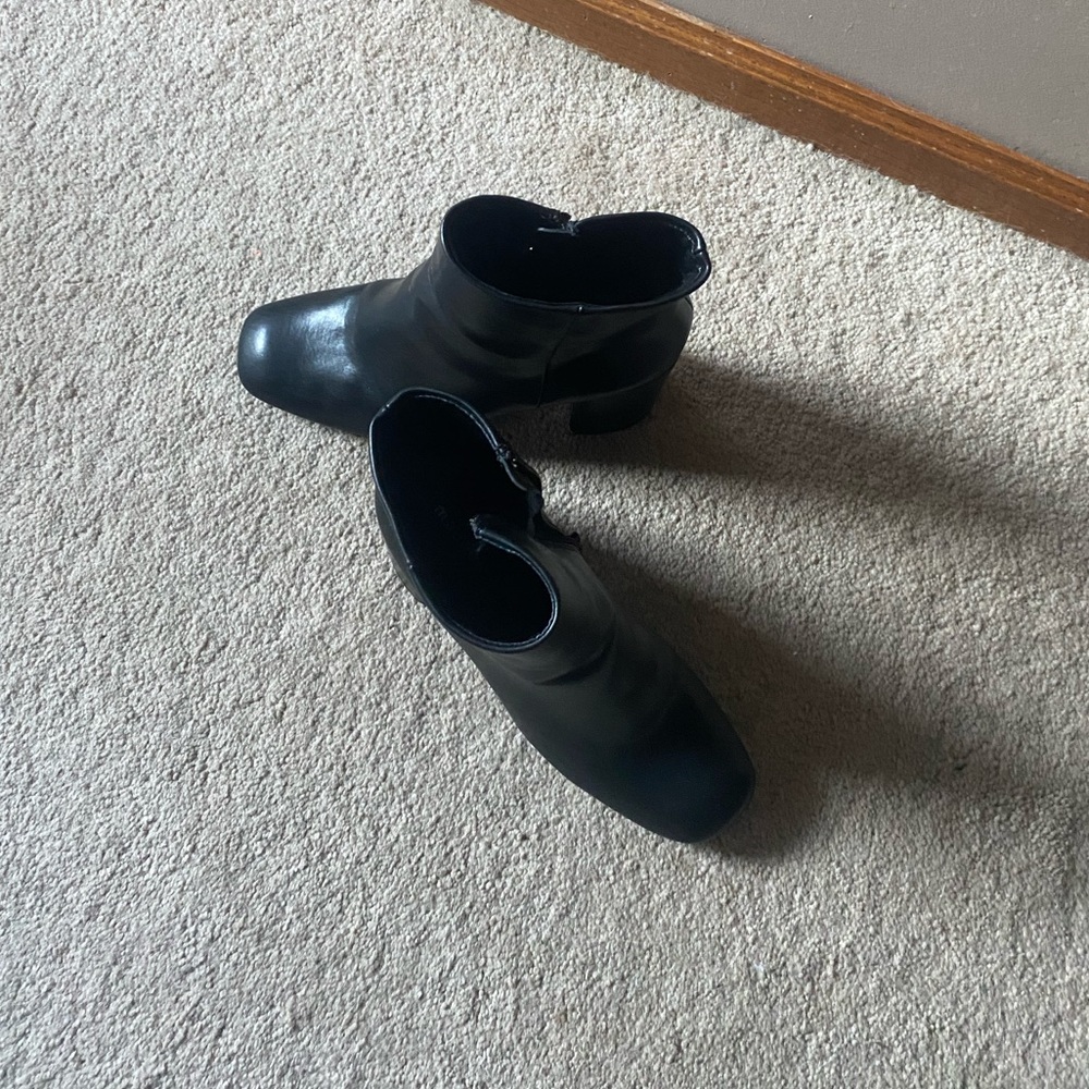 Women’s boots sz 8 - Picture 4 of 4